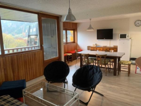 F2 bis tout confort avec balcon au pied des pistes, parking et local à skis, Mont-Dore - FR-1-415-100 Le Mont-Dore
